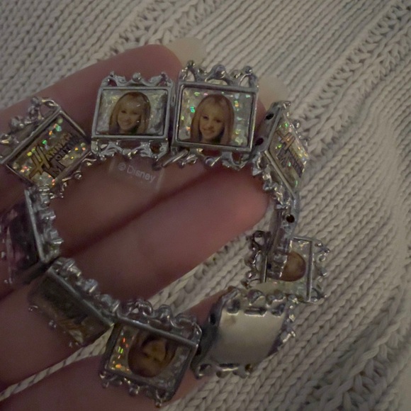 ౨ৎ y2k hannah montana photo stretch bracelet w/extras - Picture 2 of 5